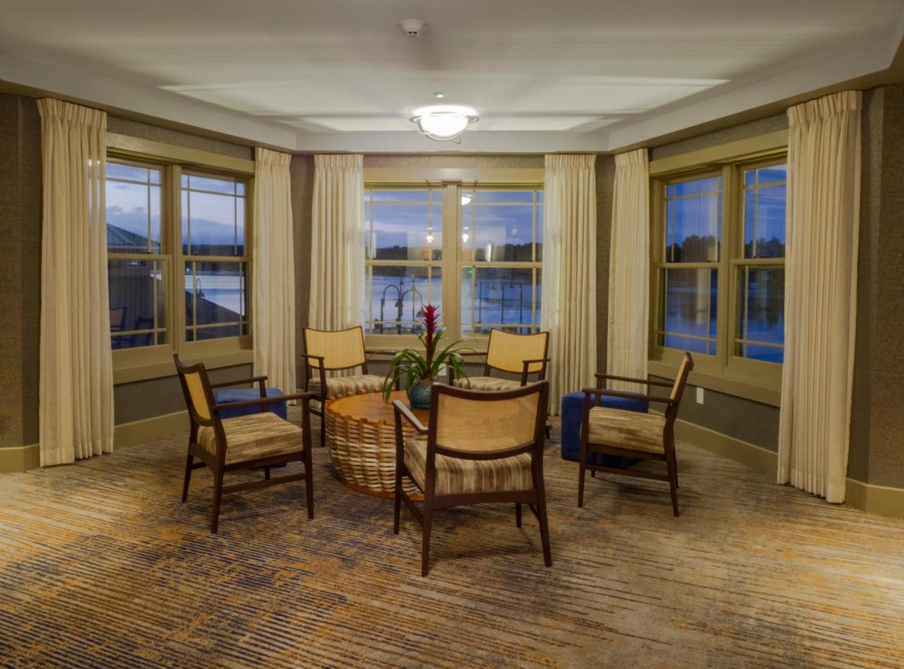 Chautauqua Harbor Hotel - Jamestown Celoron Экстерьер фото