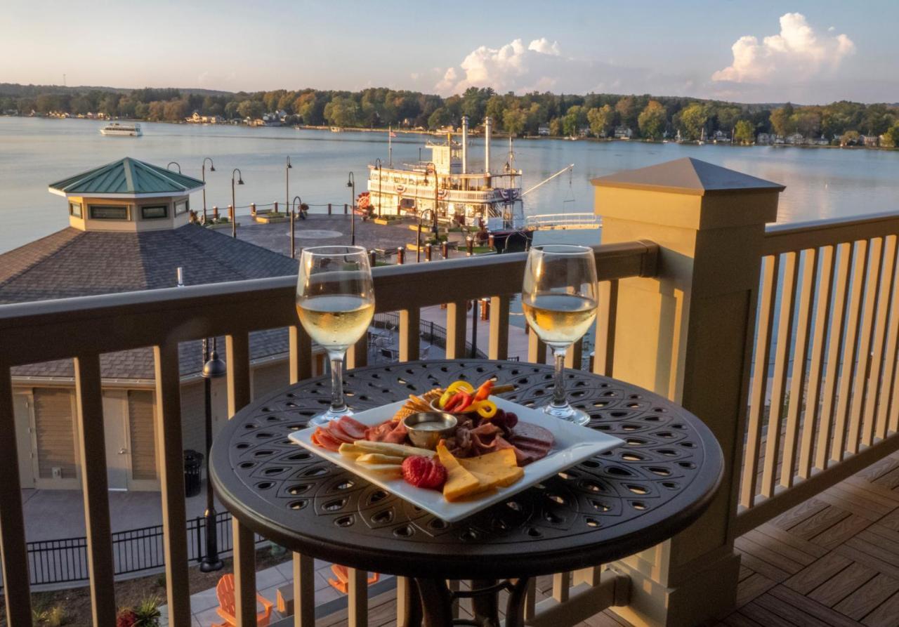 Chautauqua Harbor Hotel - Jamestown Celoron Экстерьер фото